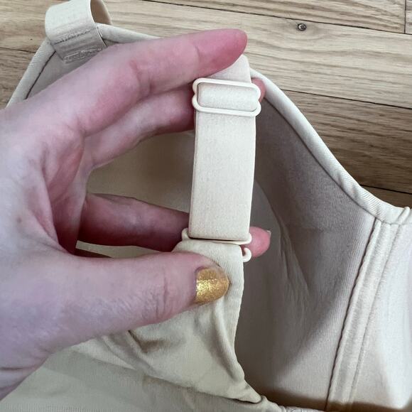 NEW TrueKind Women's XL Supportive Comfort Wireless Shaping Bra Beige Nude Cream - Picture 7 of 10